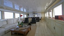M&M - Main Salon 1